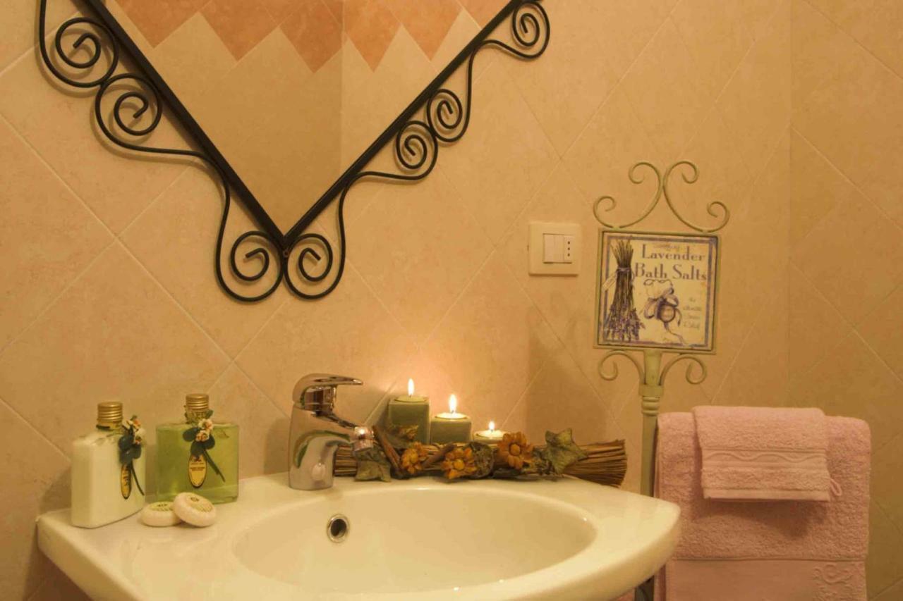 Il Giglio D'Oro Hotell Florens Rum bild
